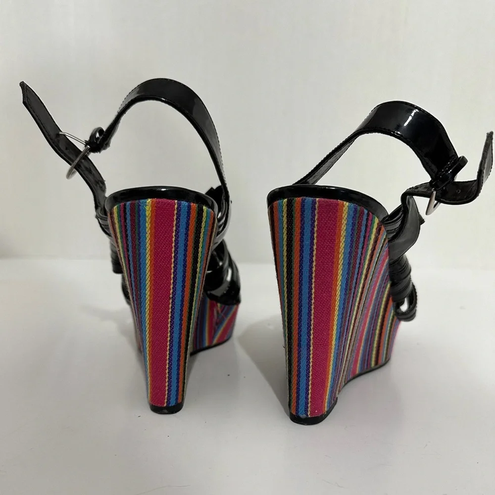 Westies Black with Multicolored Stripe Platform Wedge Sandals Size 9